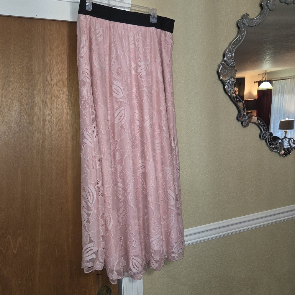 LuLaRoe Pink Lace Plus 2X A-Line Skirt Like New